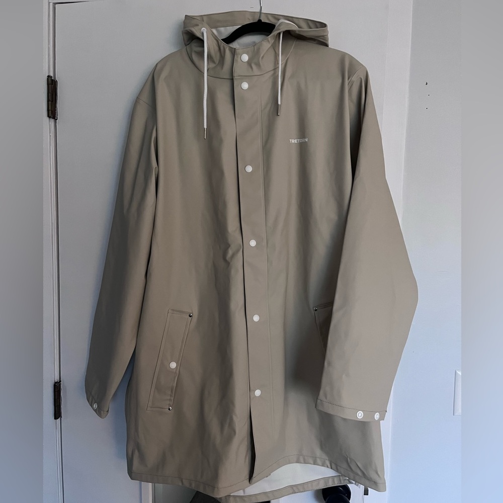 Tretorn Wings Rain Jacket in Sand (NWT)